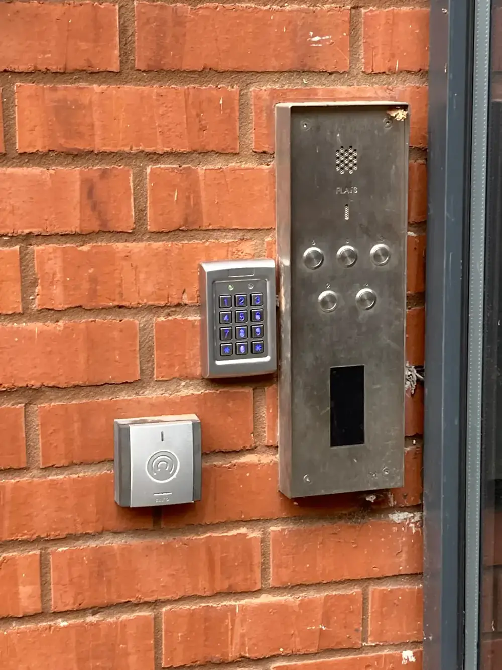 Aluminium Door Electronic Entry, Worcester — <div class="projSlider-overlay">
              <span class="projSlider-tag">Aluminium Door Electronic Entry, Worcester</span>
              <h3 class="projSlider-name">Electronic Maglock System with External Keypad and Internal Release Installation</h3>