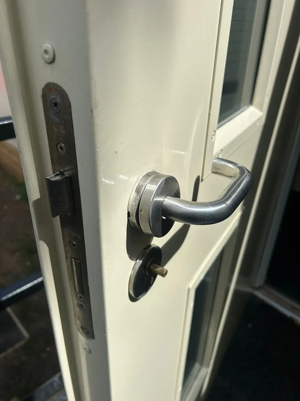 Worcestershire — <div class="projSlider-overlay">
              <span class="projSlider-tag">Worcestershire</span>
              <h3 class="projSlider-name">Door Handle Replacement</h3>